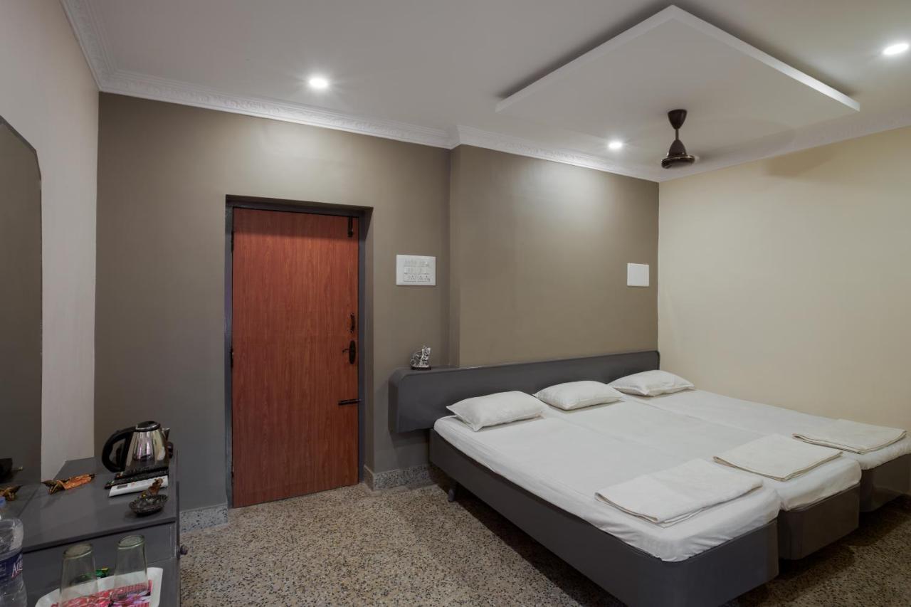 Hotel Akmg Диндигъл Екстериор снимка