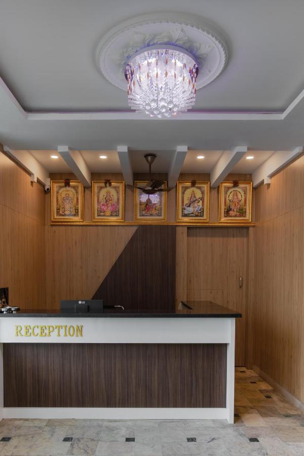 Hotel Akmg Диндигъл Екстериор снимка