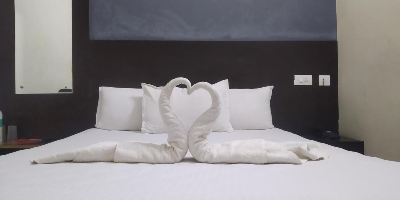 Hotel Akmg Диндигъл Екстериор снимка